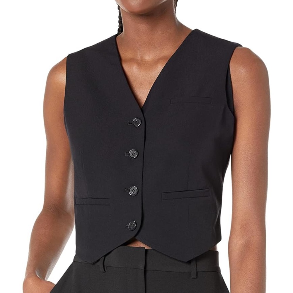 NWT The Drop Sadie cropped slim vest